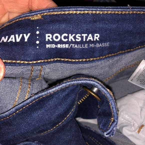 Old Navy Rockstar Jeans - Picture 3 of 4